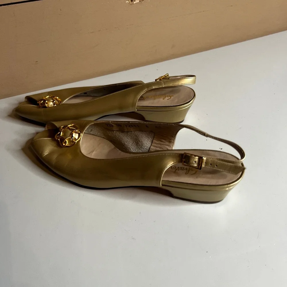 Salvatore Ferragamo Gold Leather Slingback Peep Toe Wedge Sandals Size 8‎ AA